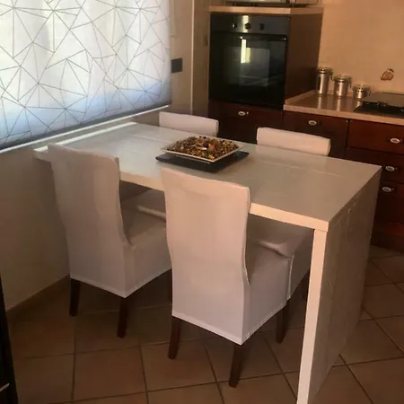 Via Al Piemonte شقة